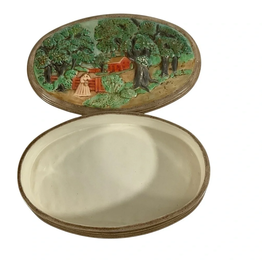 Vintage 1984 Hershey Molds Co Trinket Box Ceramic Hand Painted 11.5” X 7.5” X 3”